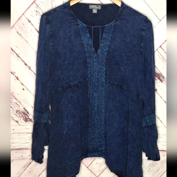 Market & Spruce Embroidered Navy Blue Tunic - Picture 3 of 5